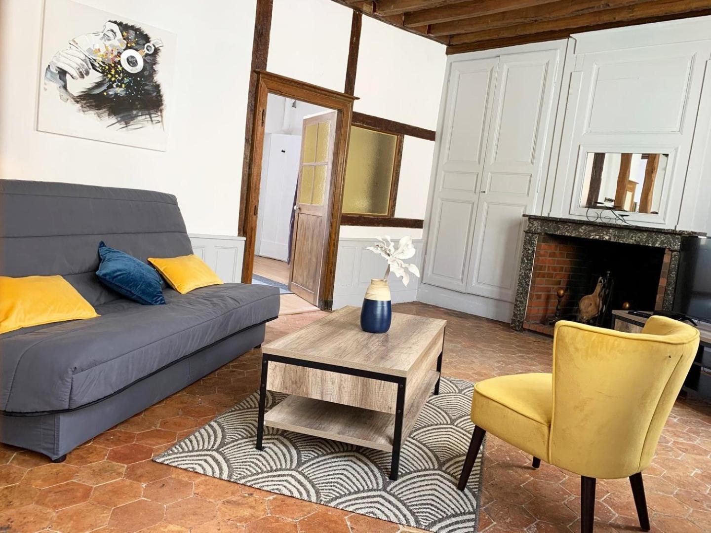 Le Clocher- Appartement Dans Le Coeur De Ville Chartres Luaran gambar